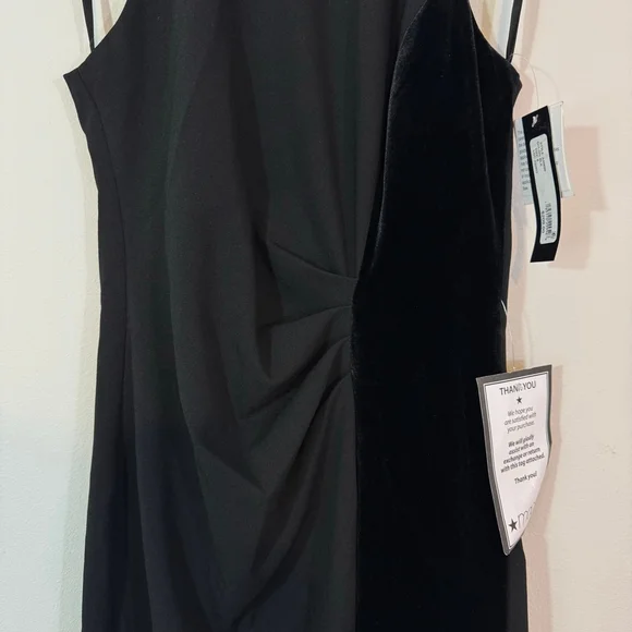 BETSY & ADAM Mariana Short Halter Crepe & Velvet Slit Cocktail Dress Black 6 - Picture 5 of 8